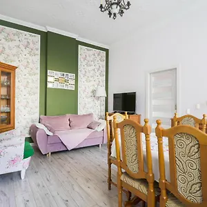 apartament-zwyciezcow.kolobrzeghotels.com/